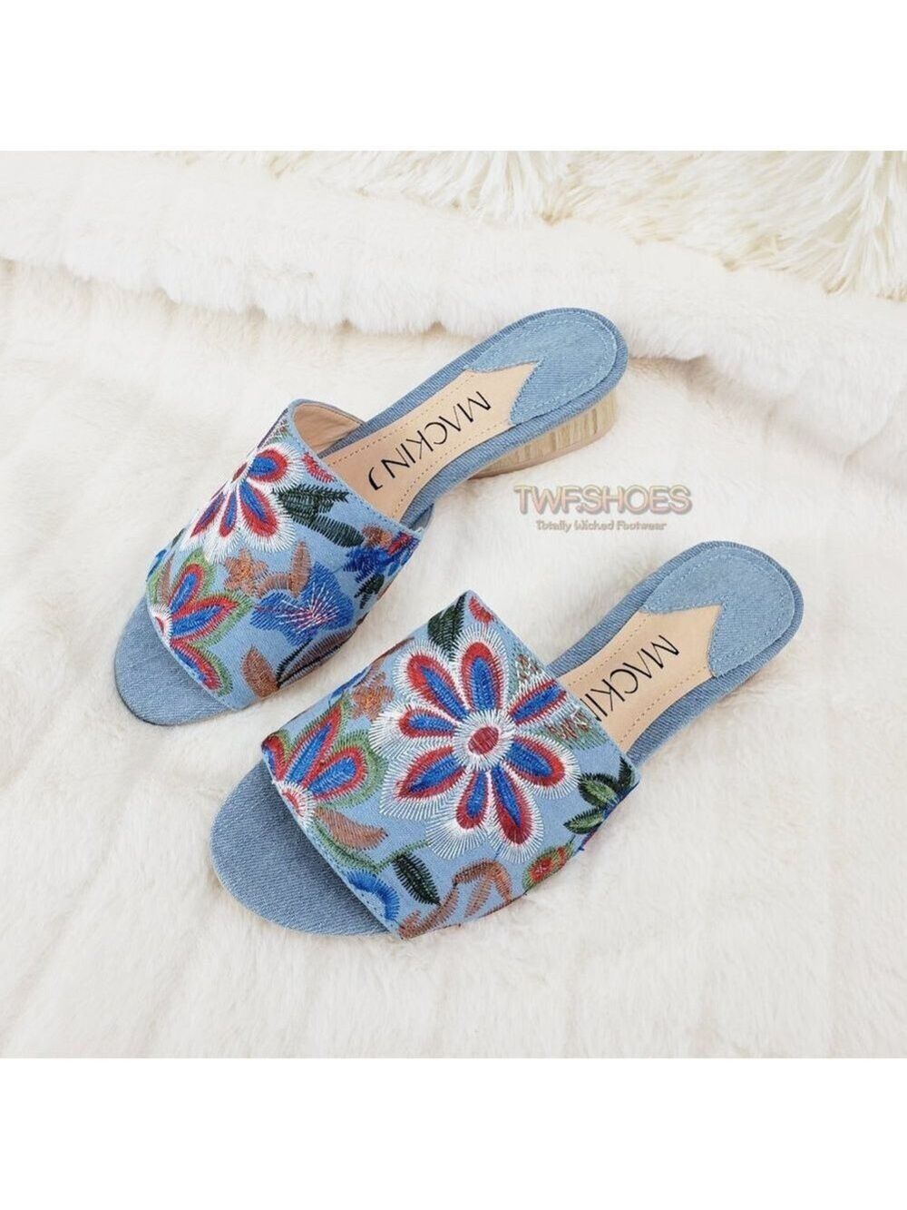 Flower Power Embroidered Denim slip on mule clogs Wood Wrap Heels 70's - Picture 3 of 10